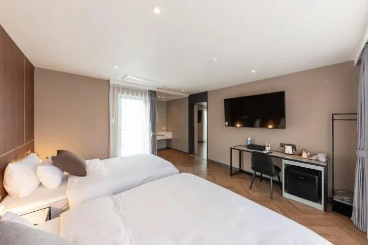 Brown Dot Hotel Nampo Jagalchi Busan