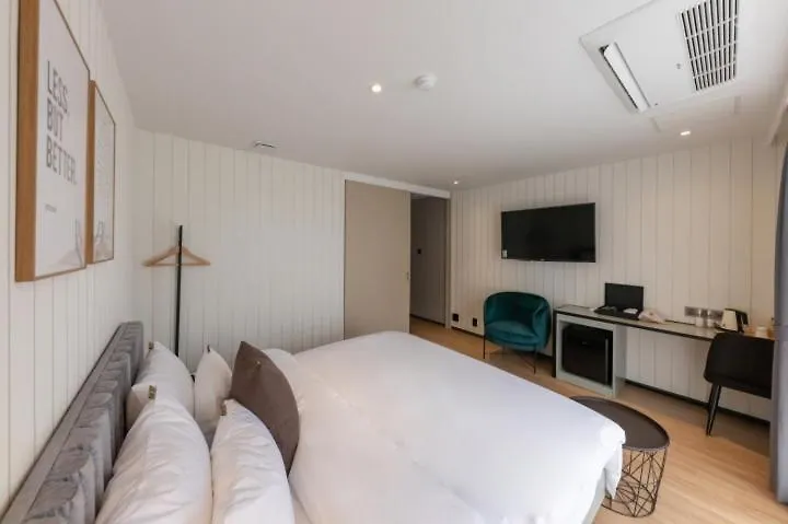 Brown Dot Hotel Nampo Jagalchi Busan 3*,