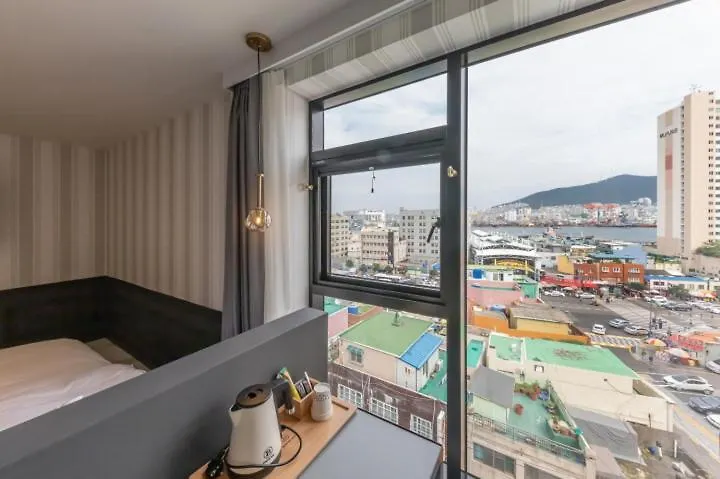 Brown Dot Hotel Nampo Jagalchi Μπουσάν