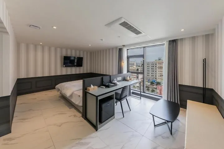 Brown Dot Hotel Nampo Jagalchi Μπουσάν